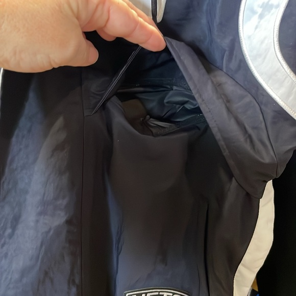 🚨🚨🚨NWT Nike NETS Oversized Women’s Zip Up Coat, size small - Picture 3 of 9